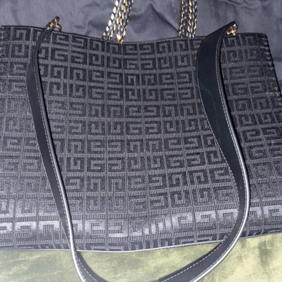 Givenchy Medium G-Tote Shopping Bag in 4G Embroidery with Chain - Picture 4 of 9